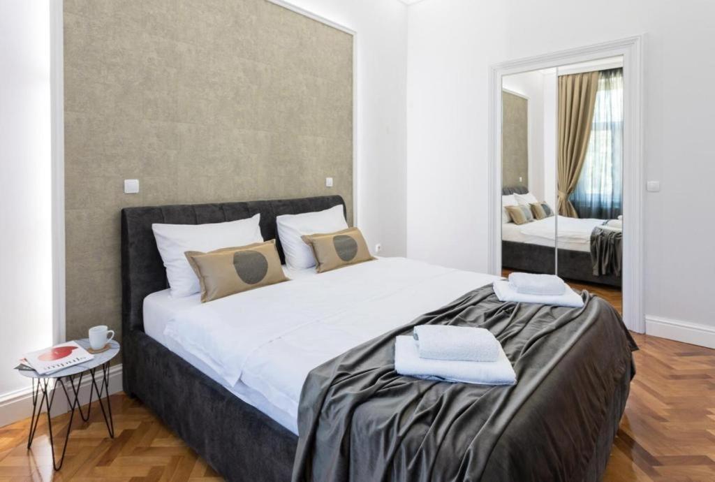 Lux Nice City Center With Private Parking Zagreb Exteriör bild